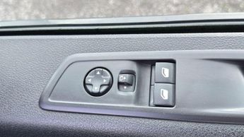 Peugeot Traveller 2.0 BlueHDi Allure Standard MPV 5dr Diesel EAT8 MWB Euro 6 (s/s)