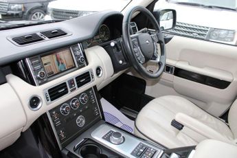 Land Rover Range Rover 4.4 TD V8 Vogue Auto 4WD Euro 5 5dr