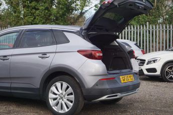 Vauxhall Grandland X 1.2 Turbo Elite Nav Auto Euro 6 (s/s) 5dr