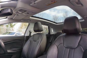 Vauxhall Grandland X 1.2 Turbo Elite Nav Auto Euro 6 (s/s) 5dr