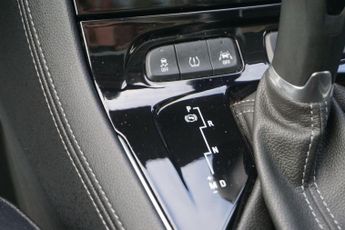 Vauxhall Grandland X 1.2 Turbo Elite Nav Auto Euro 6 (s/s) 5dr