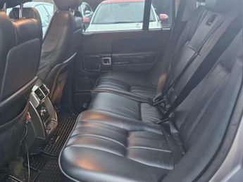 Land Rover Range Rover 4.4 TD V8 Vogue Auto 4WD Euro 5 5dr