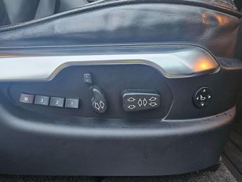 Land Rover Range Rover 4.4 TD V8 Vogue Auto 4WD Euro 5 5dr