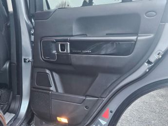 Land Rover Range Rover 4.4 TD V8 Vogue Auto 4WD Euro 5 5dr