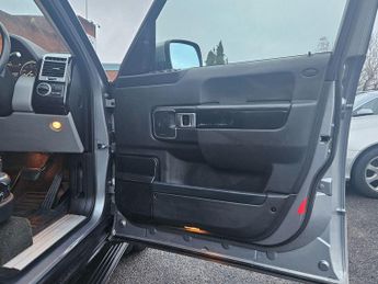 Land Rover Range Rover 4.4 TD V8 Vogue Auto 4WD Euro 5 5dr