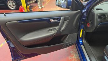 Volvo V70 2.4 ocean race blue auto ulez free