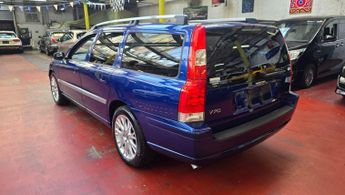 Volvo V70 2.4 ocean race blue auto ulez free