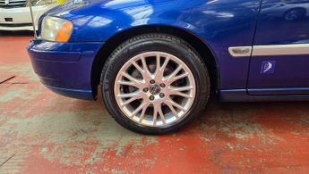 Volvo V70 2.4 ocean race blue auto ulez free