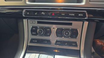 Jaguar XF 2.0I PORTFOLIO ULEZ FREE LOW MILEAGE