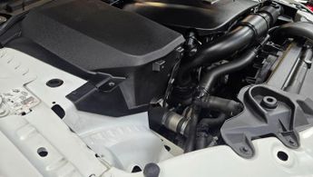 Jaguar XF 2.0I PORTFOLIO ULEZ FREE LOW MILEAGE