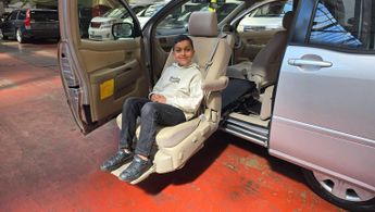  1.5 Auto lift mobility chair