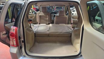 Toyota Raum 1.5 Auto lift mobility chair