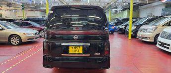 Nissan Elgrand HIGHWAY STAR E51 4WD