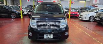 Nissan Elgrand HIGHWAY STAR E51 4WD