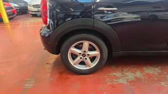 MINI Countryman 1.6 Cooper SUV 5dr Petrol Auto Euro 6 (122 ps)