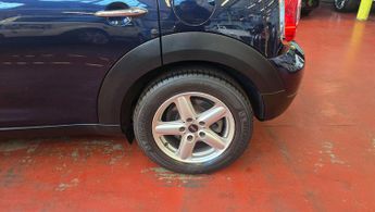 MINI Countryman 1.6 Cooper SUV 5dr Petrol Auto Euro 6 (122 ps)