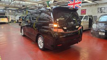 Toyota Vellfire 2.4 Auto petrol 8 seats Ulez Free