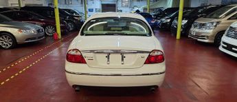 Jaguar S-Type 3.0 v6 se Rare White Ulez Free
