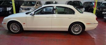 Jaguar S-Type 3.0 v6 se Rare White Ulez Free