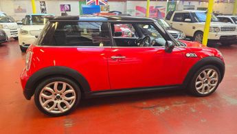 MINI Cooper 1.6 Cooper S Auto Euro 5