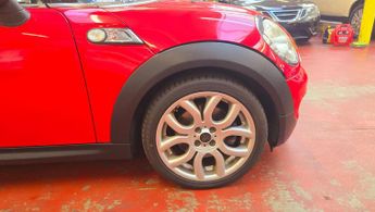 MINI Cooper 1.6 Cooper S Auto Euro 5