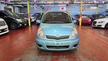Toyota Yaris Verso 1.3 Mobility access auto lift chair