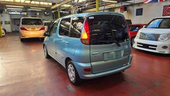 Toyota Yaris Verso 1.3 Mobility access auto lift chair