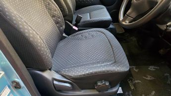 Toyota Yaris Verso 1.3 Mobility access auto lift chair