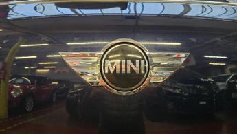 MINI Countryman 1.6 Cooper SUV 5dr Petrol Auto Euro 6 (122 ps)
