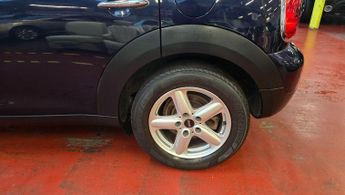 MINI Countryman 1.6 Cooper SUV 5dr Petrol Auto Euro 6 (122 ps)