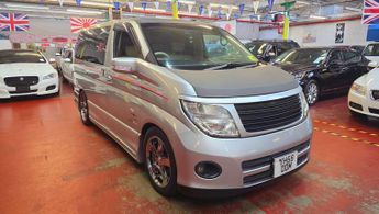 Nissan Elgrand 4wd 2.5 Nismo modified Ready to go