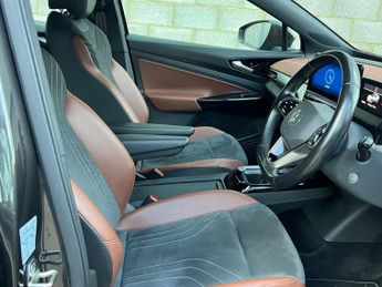 Volkswagen ID.4 Pro Performance 77kWh Life Auto 5dr