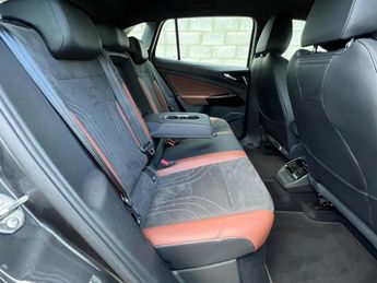Volkswagen ID.4 Pro Performance 77kWh Life Auto 5dr
