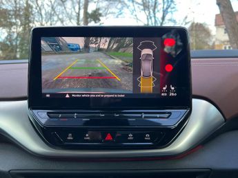 Volkswagen ID.4 Pro Performance 77kWh Life Auto 5dr