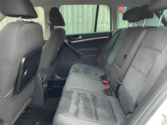 Volkswagen Tiguan 2.0 TDI BlueMotion Tech Match Edition DSG 4WD Euro 6 (s/s) 5dr