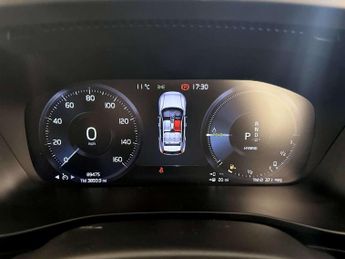 Volvo XC40 1.5h T4 Recharge 10.7kWh Core SUV 5dr Petrol Plug-in Hybrid Auto