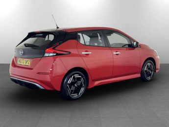 Nissan Leaf 39kWh Acenta Hatchback 5dr Electric Auto (150 ps)