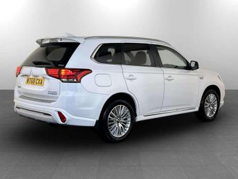 Mitsubishi Outlander 2.4h TwinMotor 13.8kWh Juro SUV 5dr Petrol Plug-in Hybrid CVT 4W