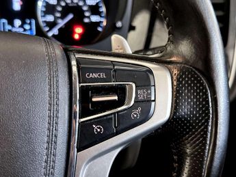 Mitsubishi Outlander 2.4h TwinMotor 13.8kWh Juro SUV 5dr Petrol Plug-in Hybrid CVT 4W