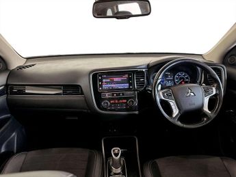 Mitsubishi Outlander 2.4h TwinMotor 13.8kWh Juro SUV 5dr Petrol Plug-in Hybrid CVT 4W