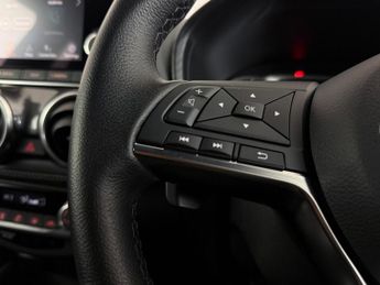 Nissan Juke 1.0 DIG-T N-Connecta DCT Auto Euro 6 (s/s) 5dr