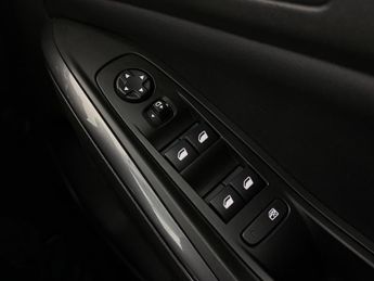 Vauxhall Grandland X 1.2 Turbo Tech Line Nav Auto Euro 6 (s/s) 5dr