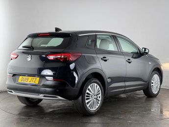 Vauxhall Grandland X 1.2 Turbo Tech Line Nav Auto Euro 6 (s/s) 5dr