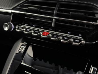 Peugeot 208 1.2 PureTech Allure Premium EAT Euro 6 (s/s) 5dr