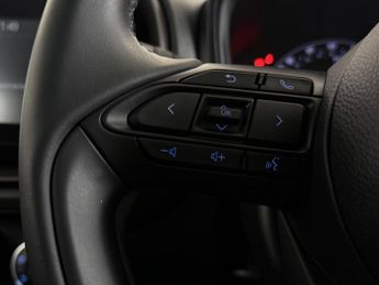 Toyota Aygo X 1.0 VVT-i Pure x-shift Euro 6 (s/s) 5dr