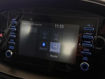 Toyota Aygo X 1.0 VVT-i Pure x-shift Euro 6 (s/s) 5dr