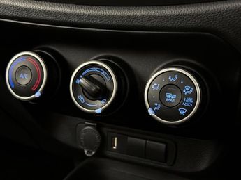 Toyota Aygo X 1.0 VVT-i Pure x-shift Euro 6 (s/s) 5dr