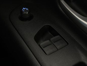 Toyota Aygo X 1.0 VVT-i Pure x-shift Euro 6 (s/s) 5dr