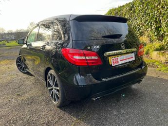 Mercedes-Benz B Class 1.8 B200 CDI BlueEfficiency Sport 7G-DCT Euro 5 (s/s) 5dr