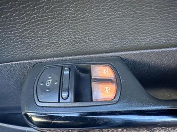 Vauxhall Corsa 1.4 16V SE Auto Euro 5 5dr